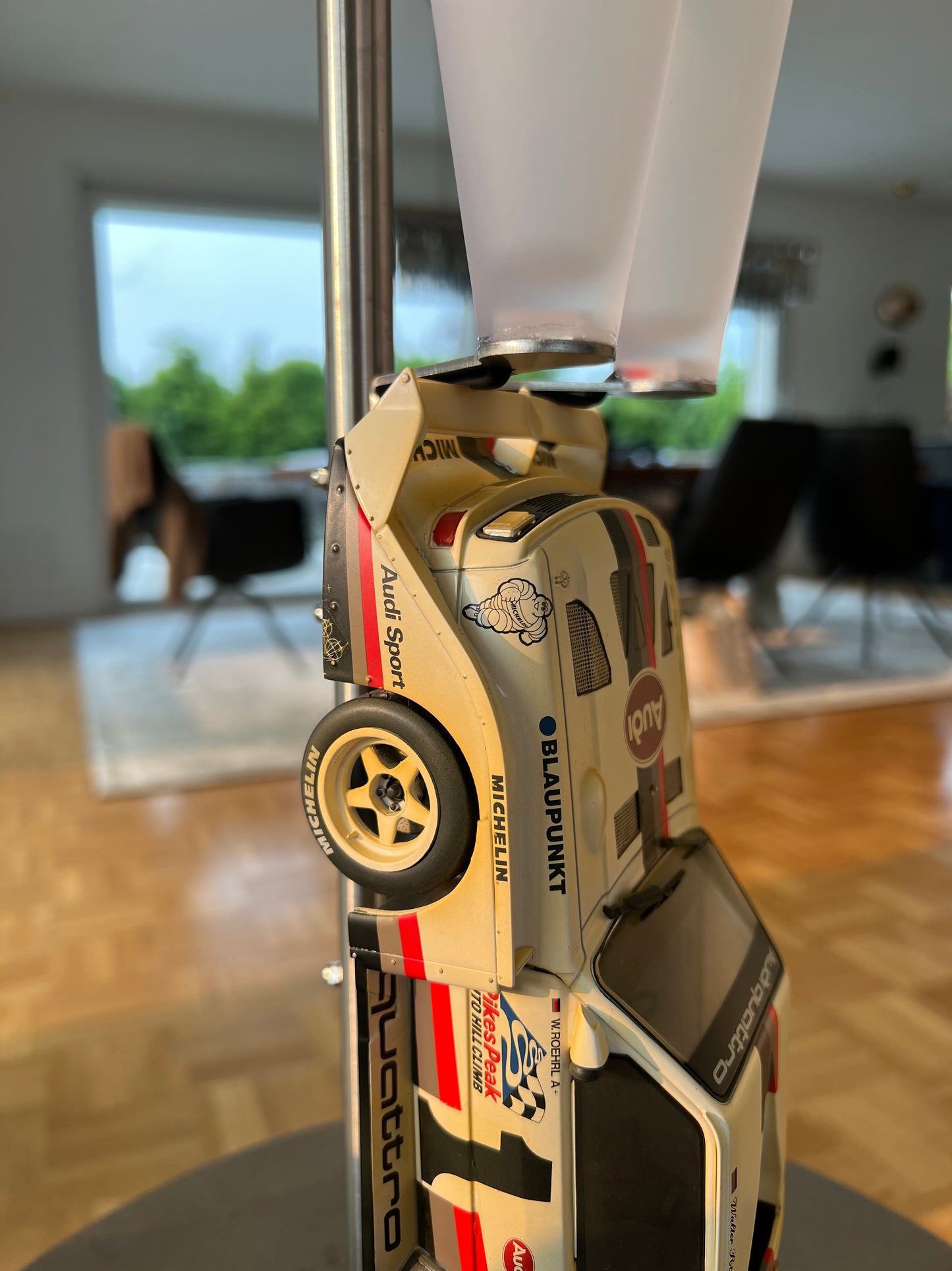 ArtCar Lampe Audi S1 Pikes Peak
