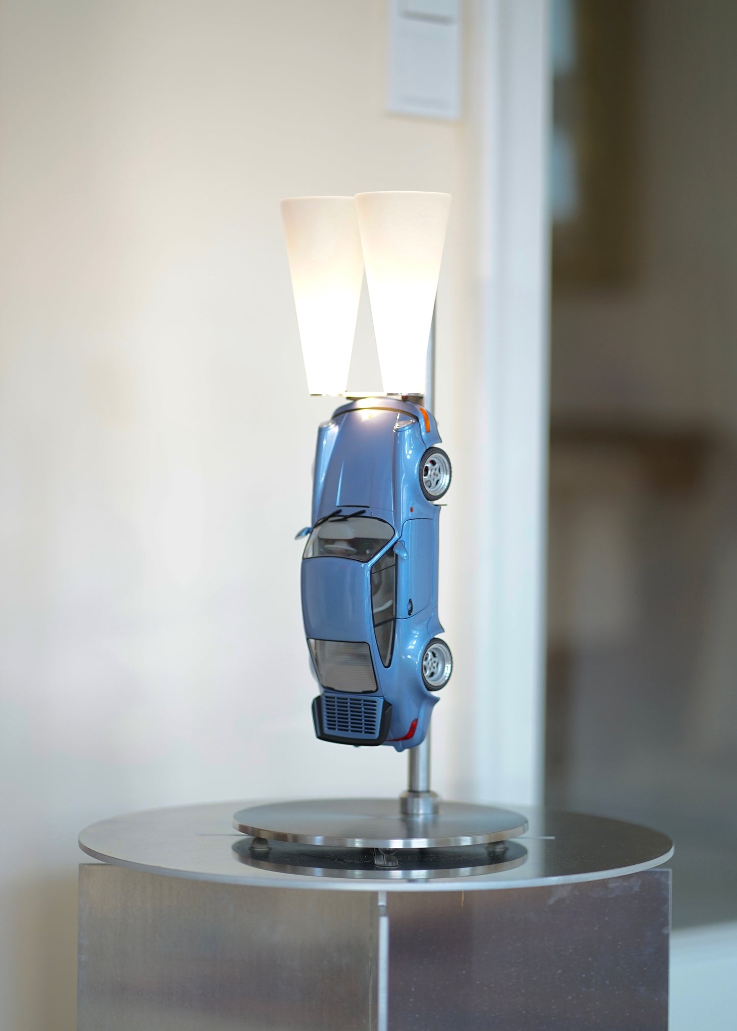 ArtCar Lampe Porsche 964 Turbo Horizontblau