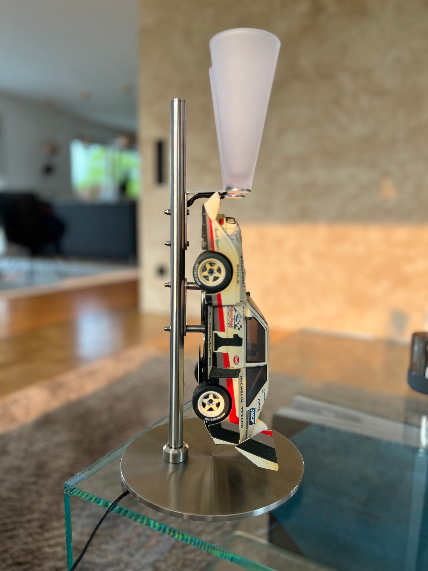 ArtCar Lampe Audi S1 Pikes Peak